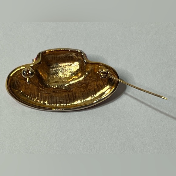 VTG Red Hat Enamel Purple Clear Rhinestones Brooch Pin Society Club Socialite - Picture 5 of 9